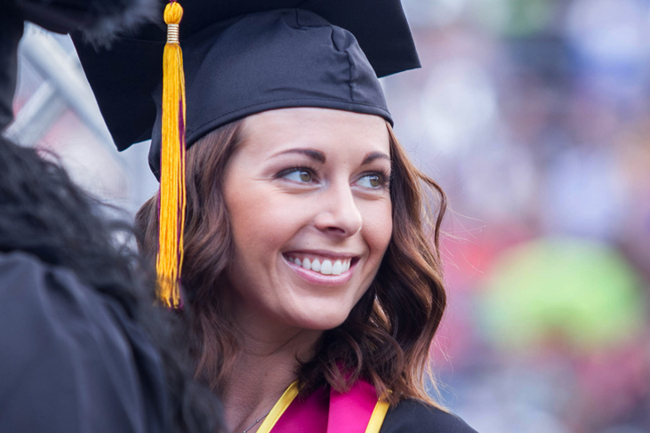 photography sample - female graduate at commencement