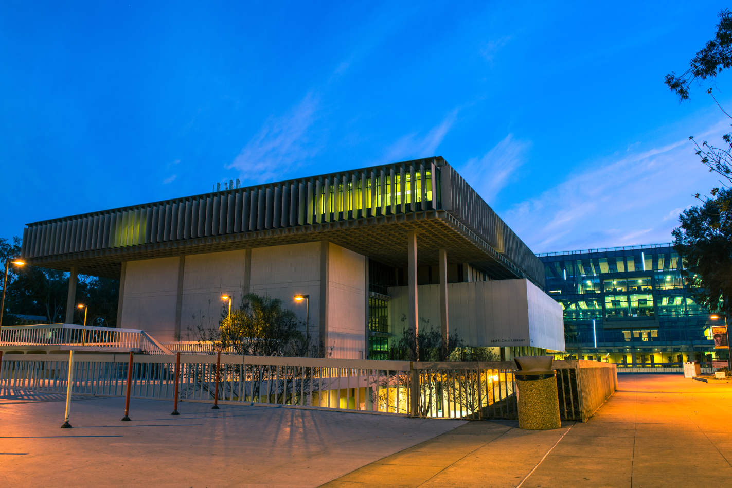 CSUDH Library